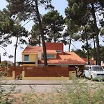 Vandrarhem Golden Waves Surf And Yoga Furadouro *