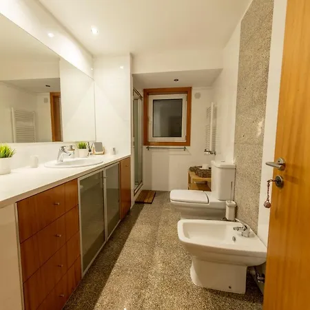 Albergue Golden Waves Surf And Yoga Furadouro Ovar