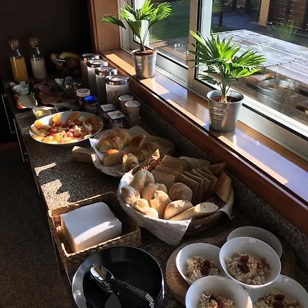 Golden Waves Surf And Yoga Furadouro * Ovar