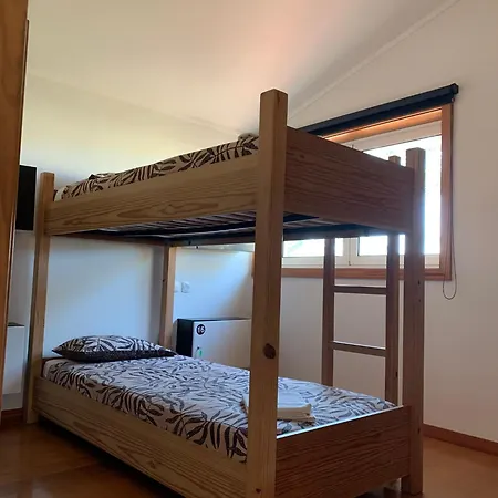 Albergue Golden Waves Surf And Yoga Furadouro