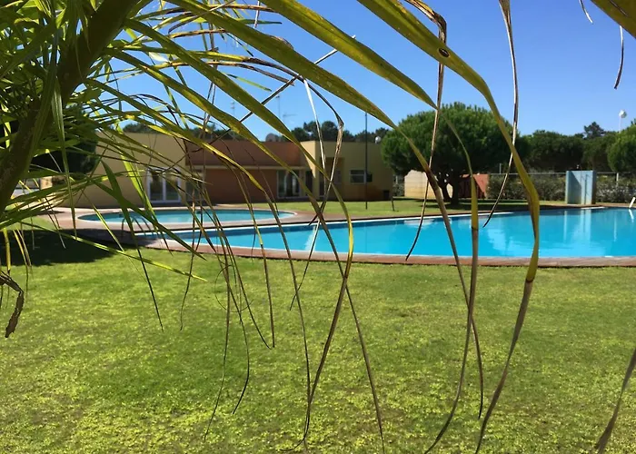 Golden Waves Surf And Yoga Furadouro Hostel Ovar