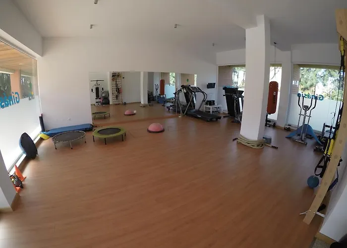 Hostel Golden Waves Surf And Yoga Furadouro Ovar