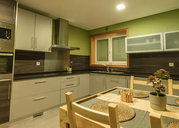 Hostel Golden Waves Surf And Yoga Furadouro